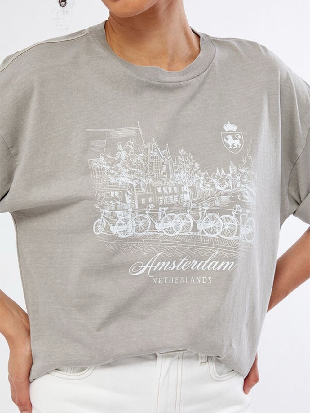 Golden Hour Amsterdam Graphic Short Sleeve Size Large XL